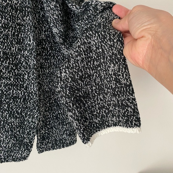 NWOT Appleseed’s Size M Sweater. - Picture 2 of 12